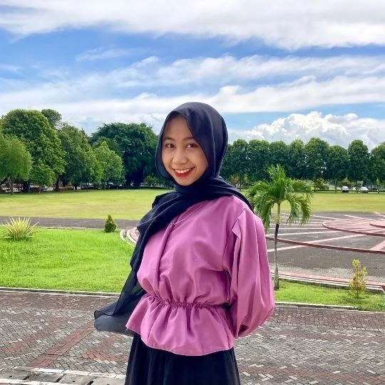 Tutor Cetta Korean Kurnia Lathifah