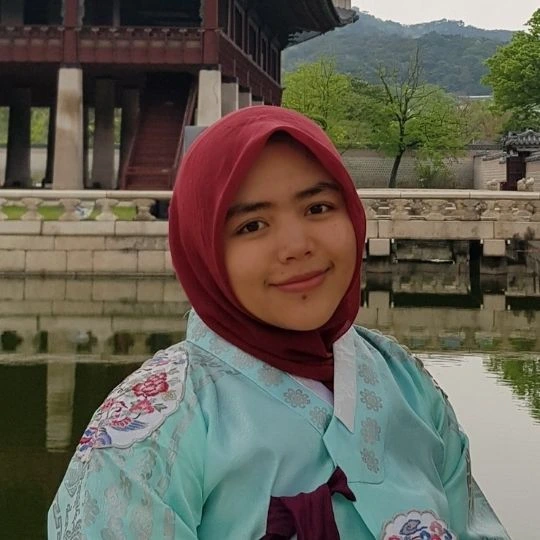 Tutor Cetta Korean Siti Sajidah