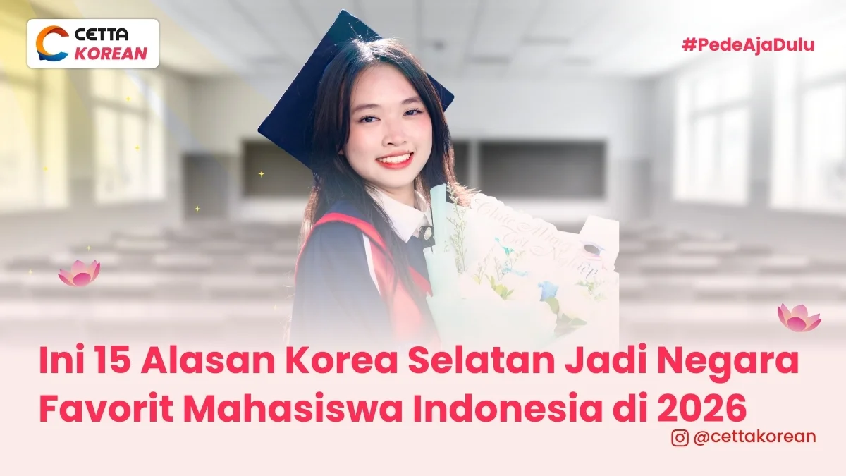 wanita mahasiswa indonesia lulus dari kampus terbaik di korea selatan|seorang mahasiswi universitas korea tersenyum membawa buku dan ransel di pundaknya